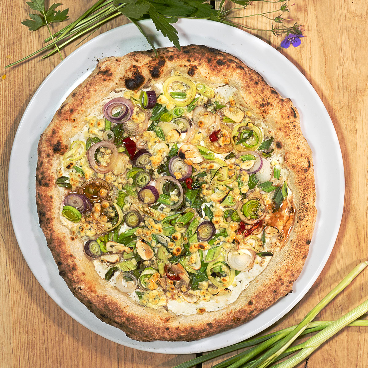 Kevät - Pizzaresepti Pizzanpaistajilta