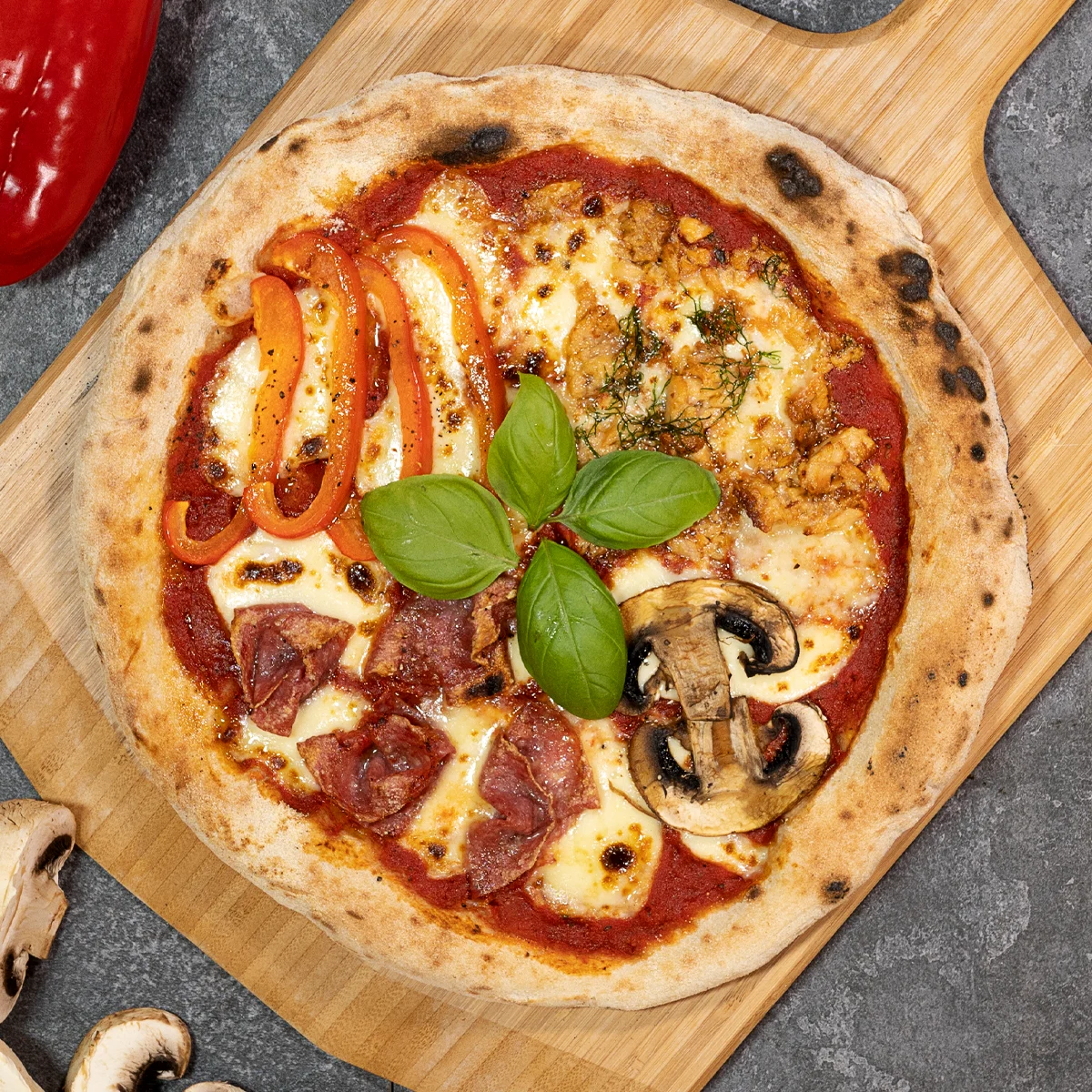 Quattro Stagione - pizzaresepti Pizzanpaistajat -kirjasta