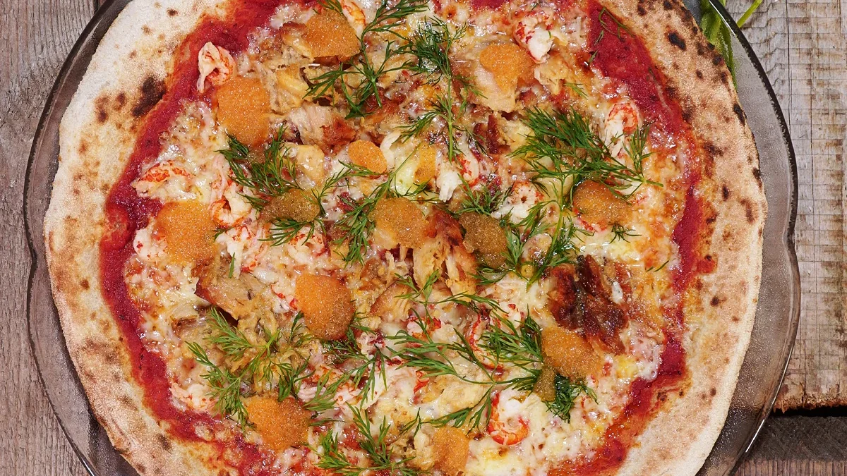 Pizzaresepti Ahdin Antimet Pizzanpaistajien kirjasta!