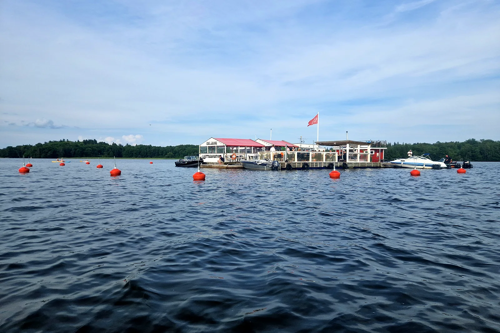 refe-snakkipizza-lauttaravintola-kaljaasi-vaaka